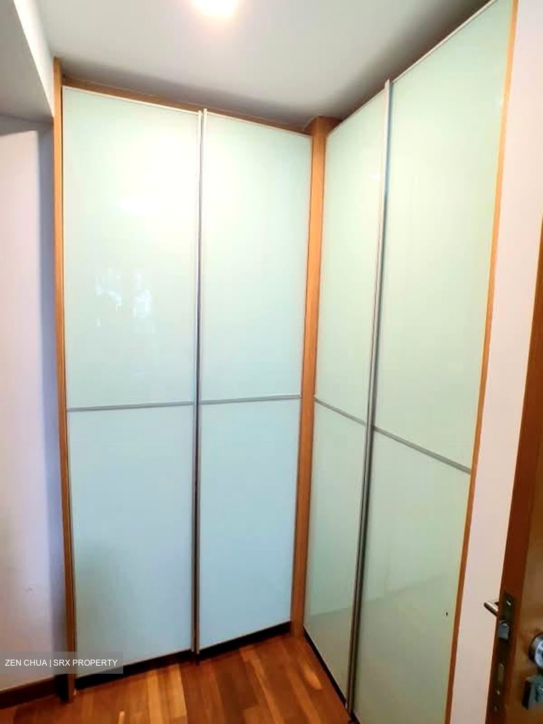 Pinnacle 16 (D12), Apartment #589825001